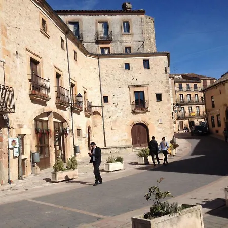 Casa Feliz. Sepúlveda